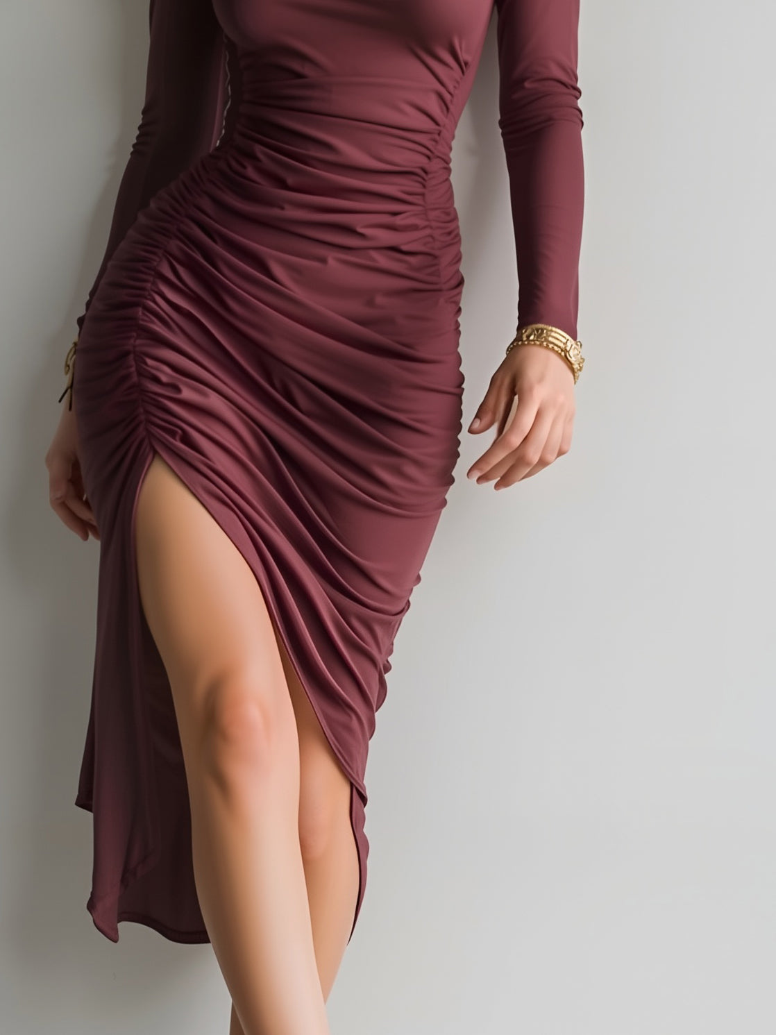Women's Elegant And Sexy Fitted Stretch Ruched Burgundy Long-sleeved Midi Dress MDA0763K8AN
