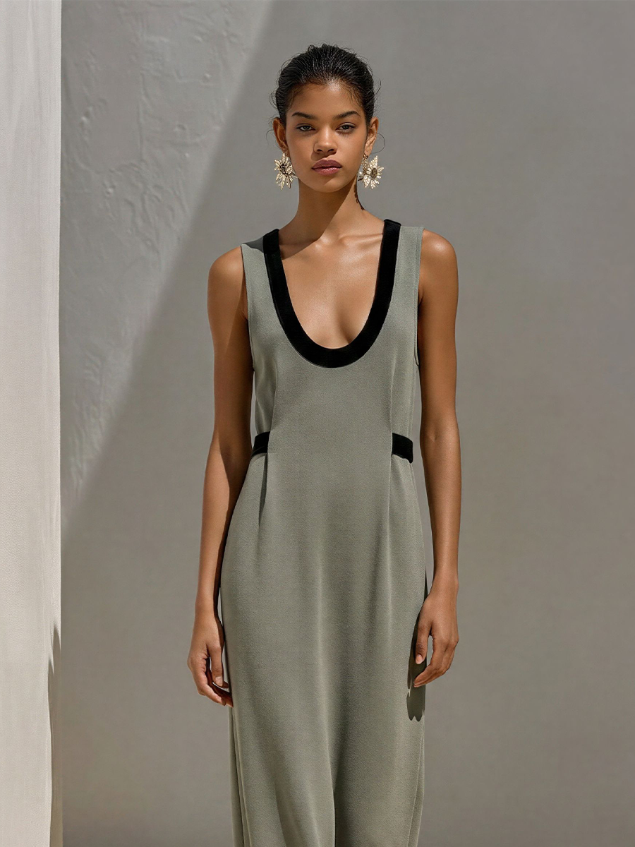 Women's Dusty Green Bodycon Knit Maxi Dress With Contrast Trim & Deep U-Neck, Contemporary Versatile Formal Dress MDZ2956E5LYL
