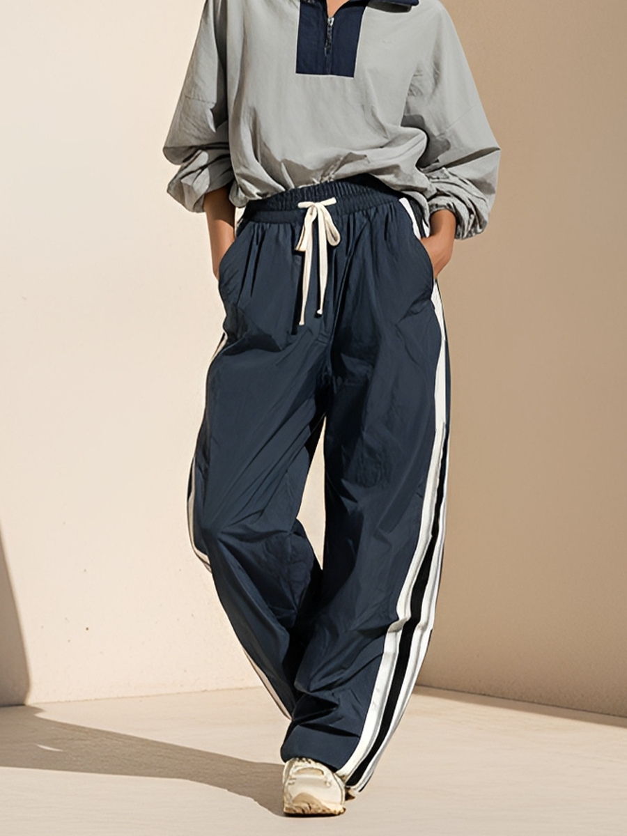 Women's Ash & Dark Navy Light Woven Co-Ord With Oversized Quarter Zip Sweatshirt & Dual Side Stripe Baggy Jogger Pants, Modern Athleisure Daily Outfit MDZ2490F1LYL