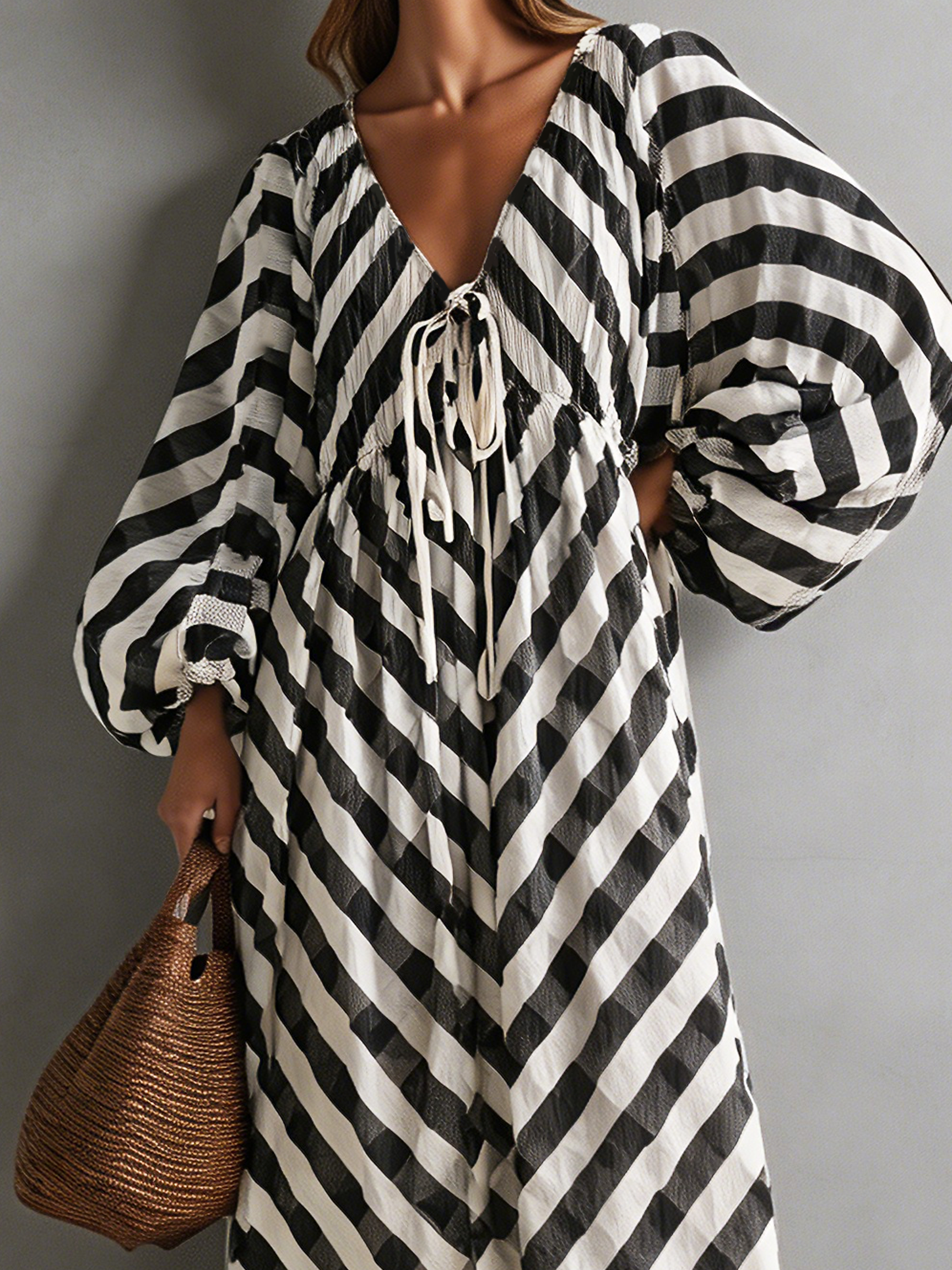Women's Casual Black And White Striped Woven Printed V-Neck Long-Sleeve Maxi Dress MDZ2116G5LXY
