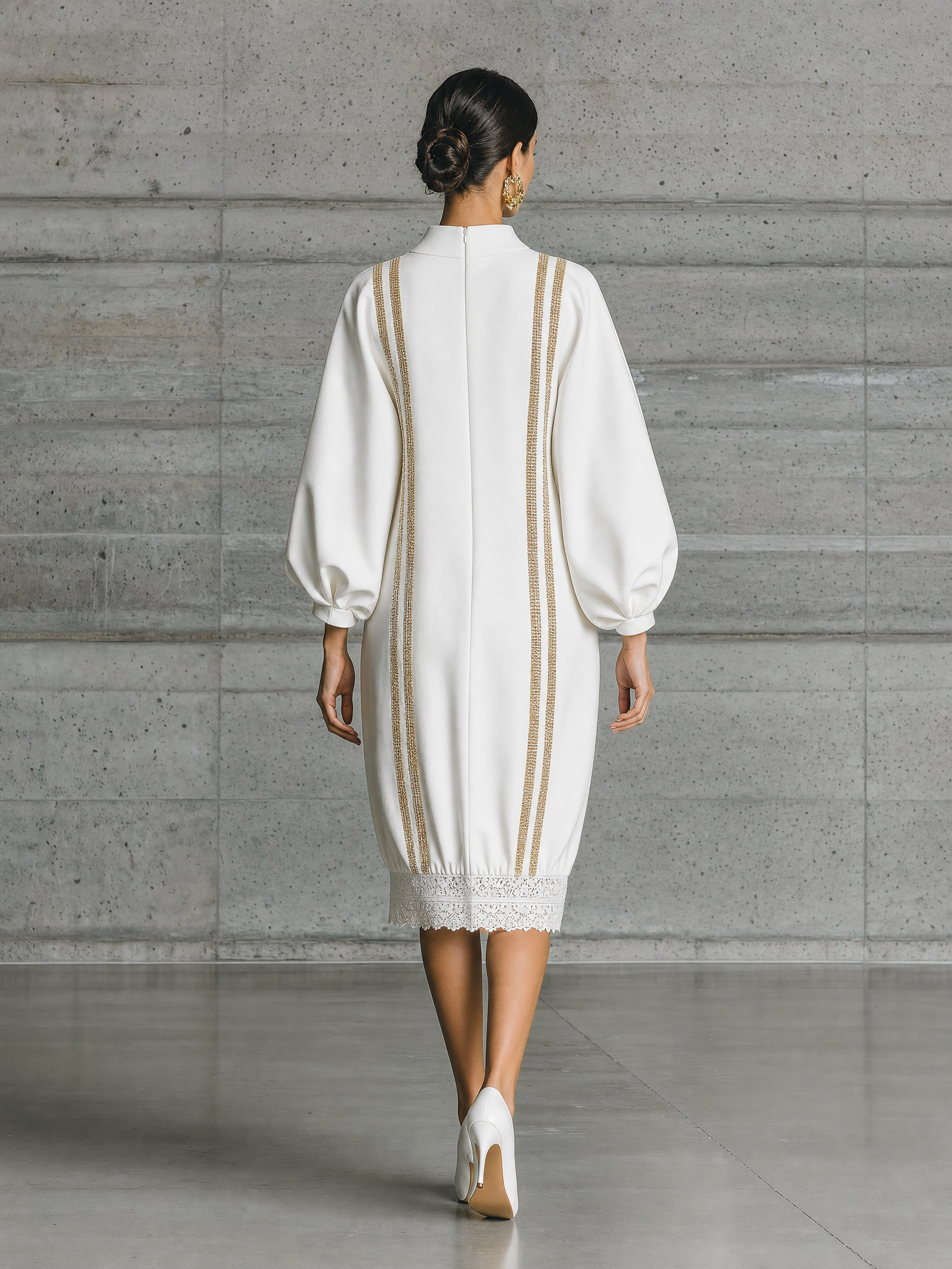 Women'S Elegant White Stand‑Collar Balloon Sleeve Dress With Gold Webbing & Lace Hem MDZ2908G8YZJ