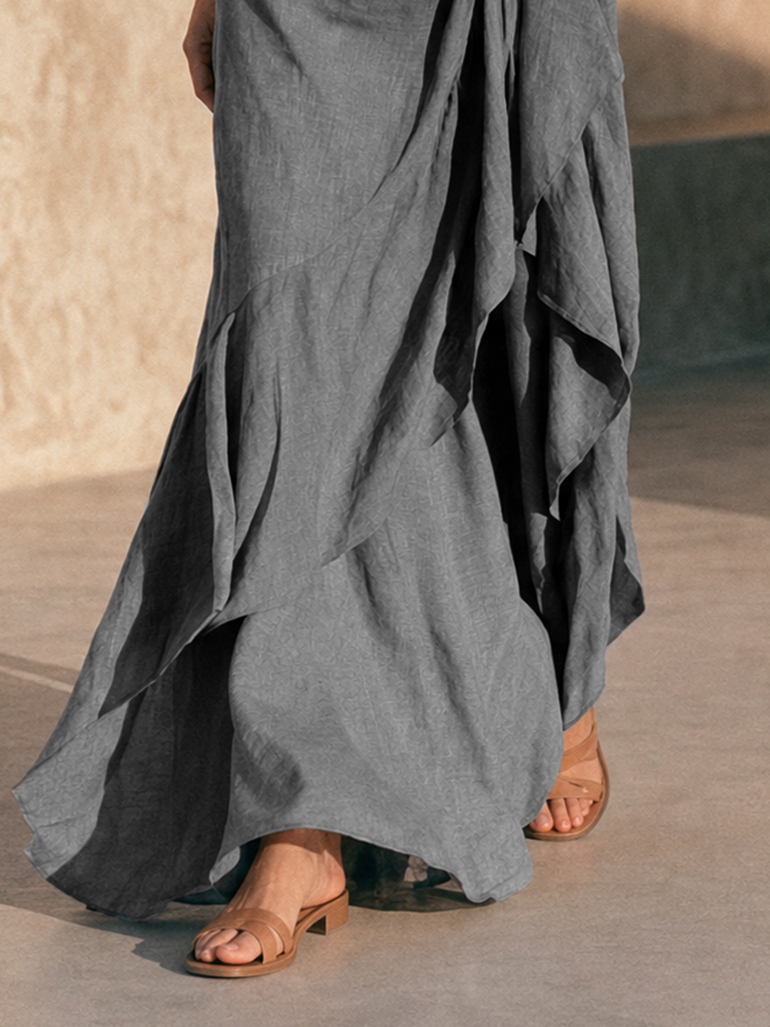 Women's Minimalist Off-Shoulder Maxi Dress With Ruffled Hem And Flared Sleeves MDZ0382H3WY