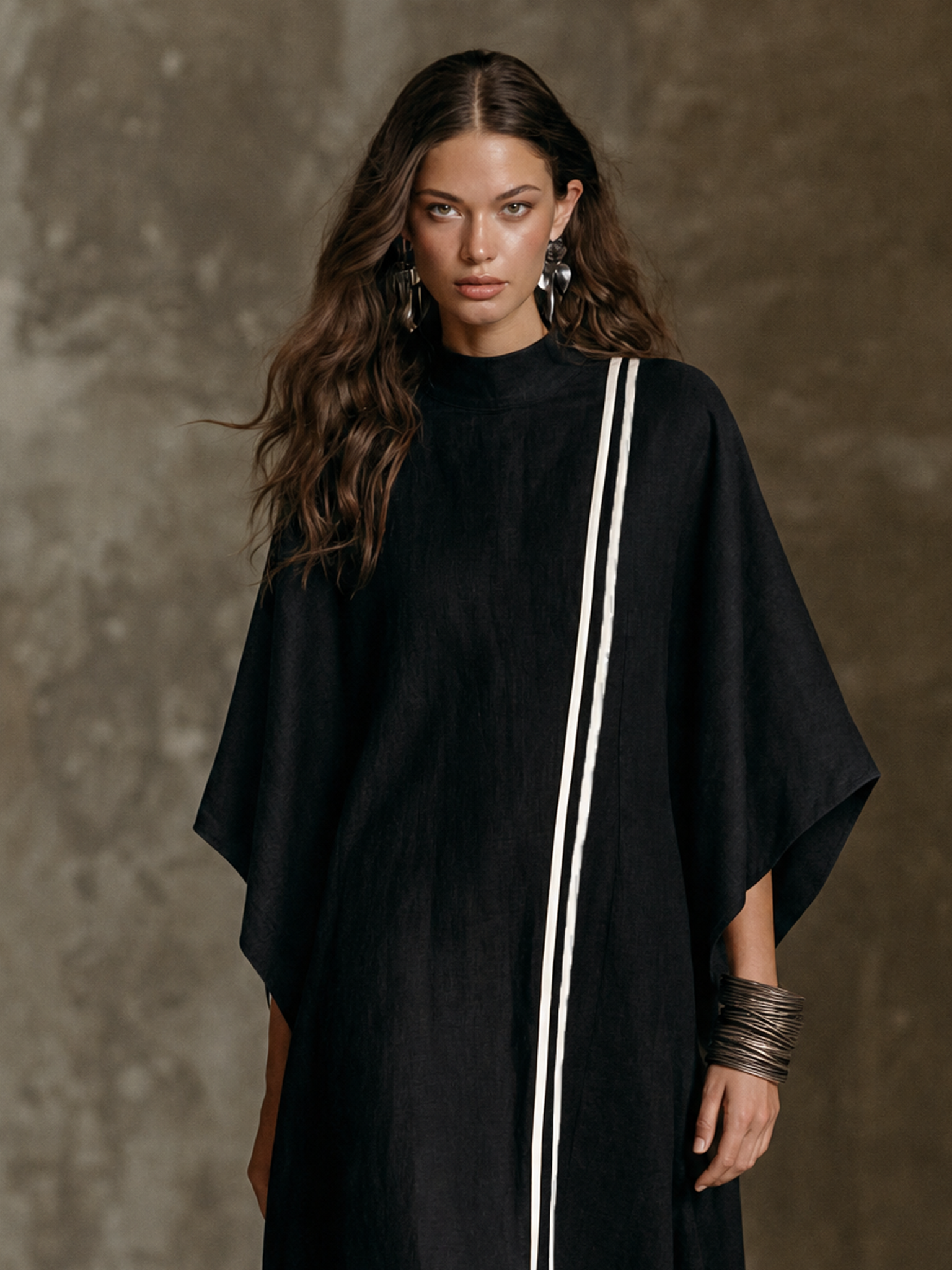 Women's Minimalist Mock-Neck Batwing-Sleeve Maxi Dress MDZ0444H0WY