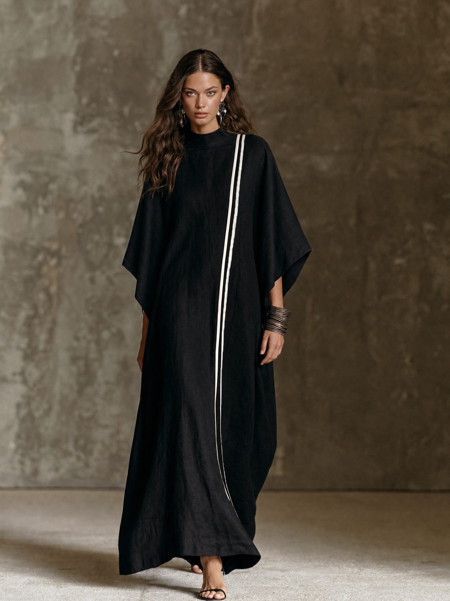 Women's Minimalist Mock-Neck Batwing-Sleeve Maxi Dress MDZ0444H0WY