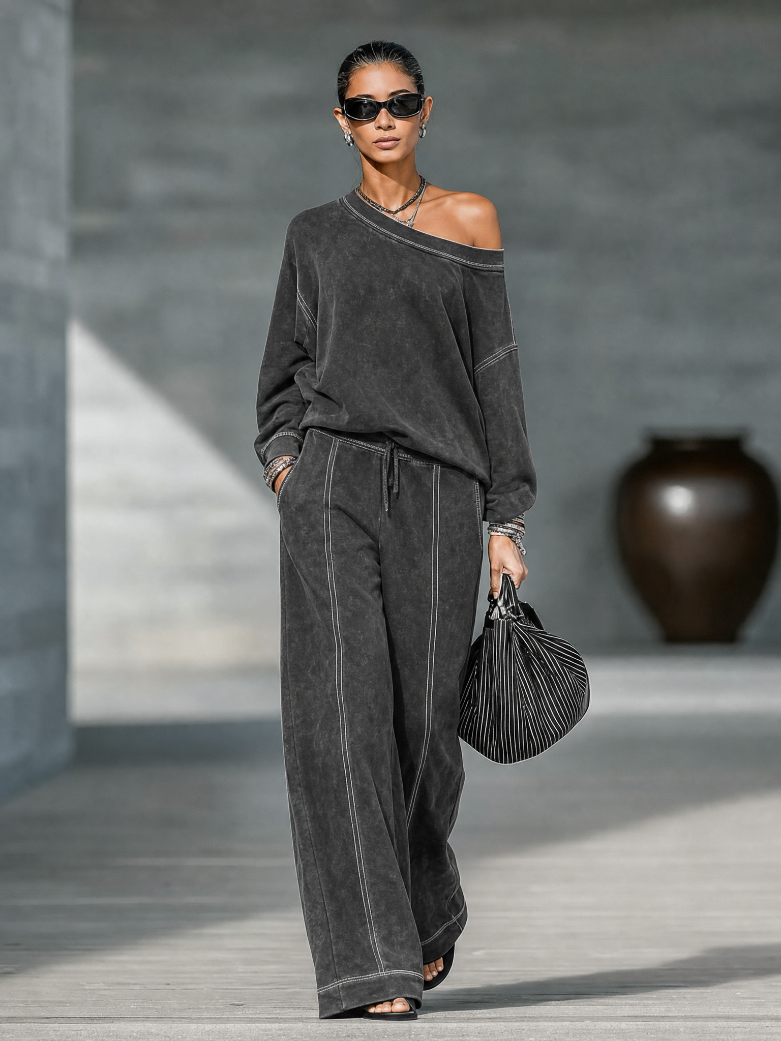 Women's Vintage Casual Faded One-Shoulder Sweatshirt And Straight-Leg Pants Set MDZ1996H3WY