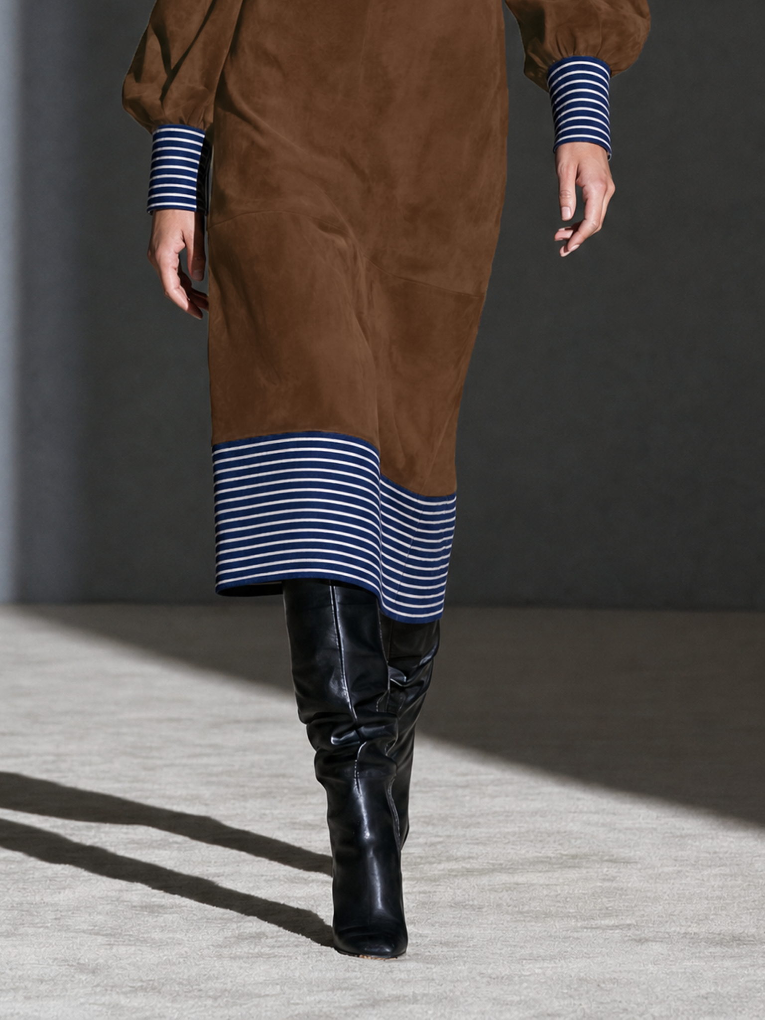 Women's Retro Faux Suede Panel Striped Midi Dress MDZ1964H3WY
