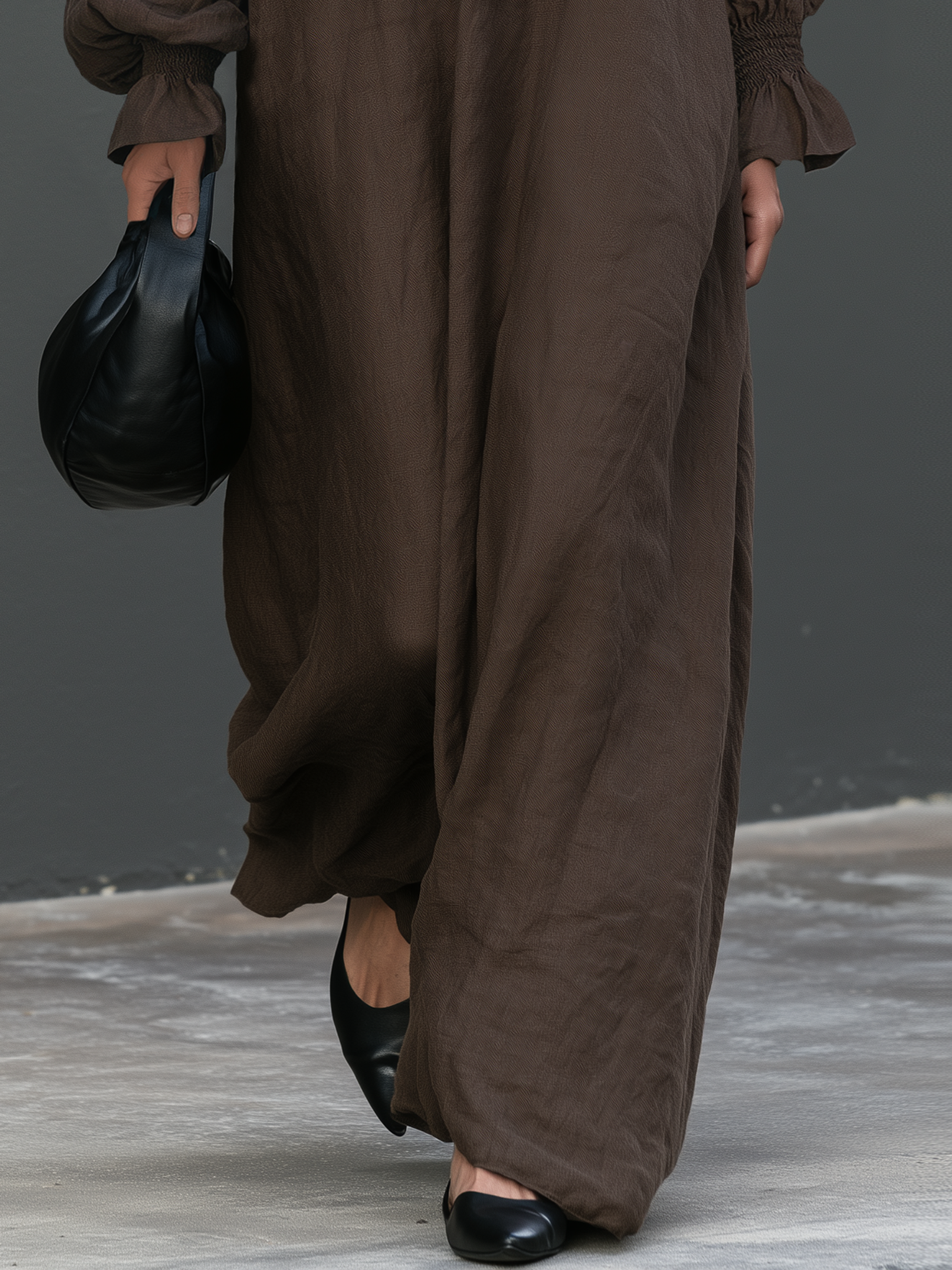 Women's Minimalist Long-Sleeve Maxi Dress With Cut-Out Neckline MDZ1952H0WY