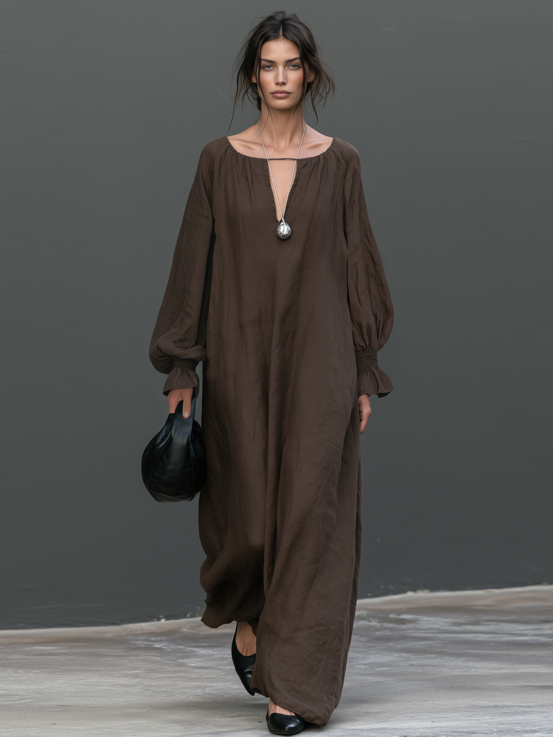 Women's Minimalist Long-Sleeve Maxi Dress With Cut-Out Neckline MDZ1952H0WY