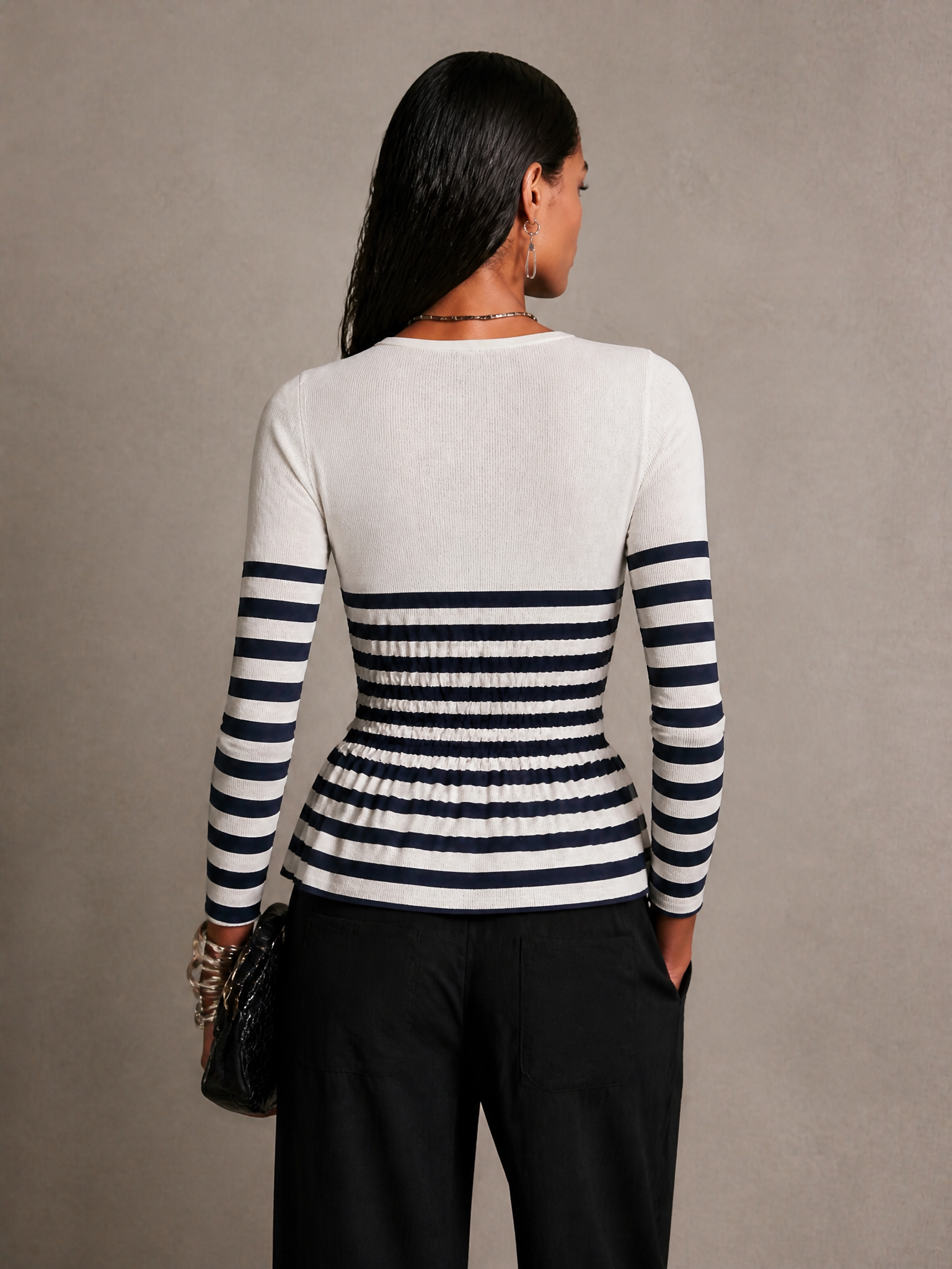 Women's Striped Long-Sleeve Knit Top With A Fitted Waist MDZ1802H5GMJ