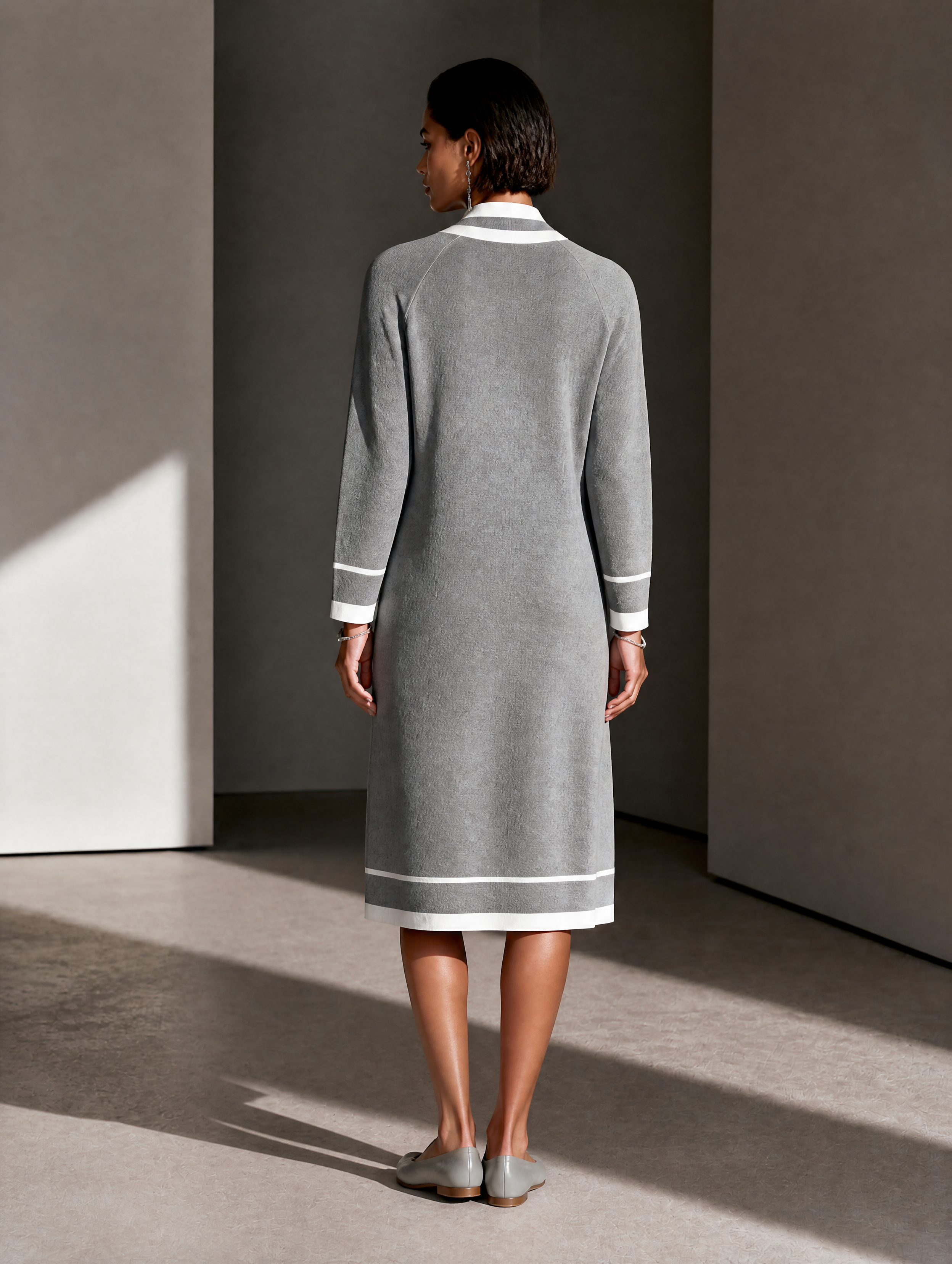 Women's Color-Blocked Trim Elegant Knitted High-Neck Midi Dress MDZ0282I0GMJ