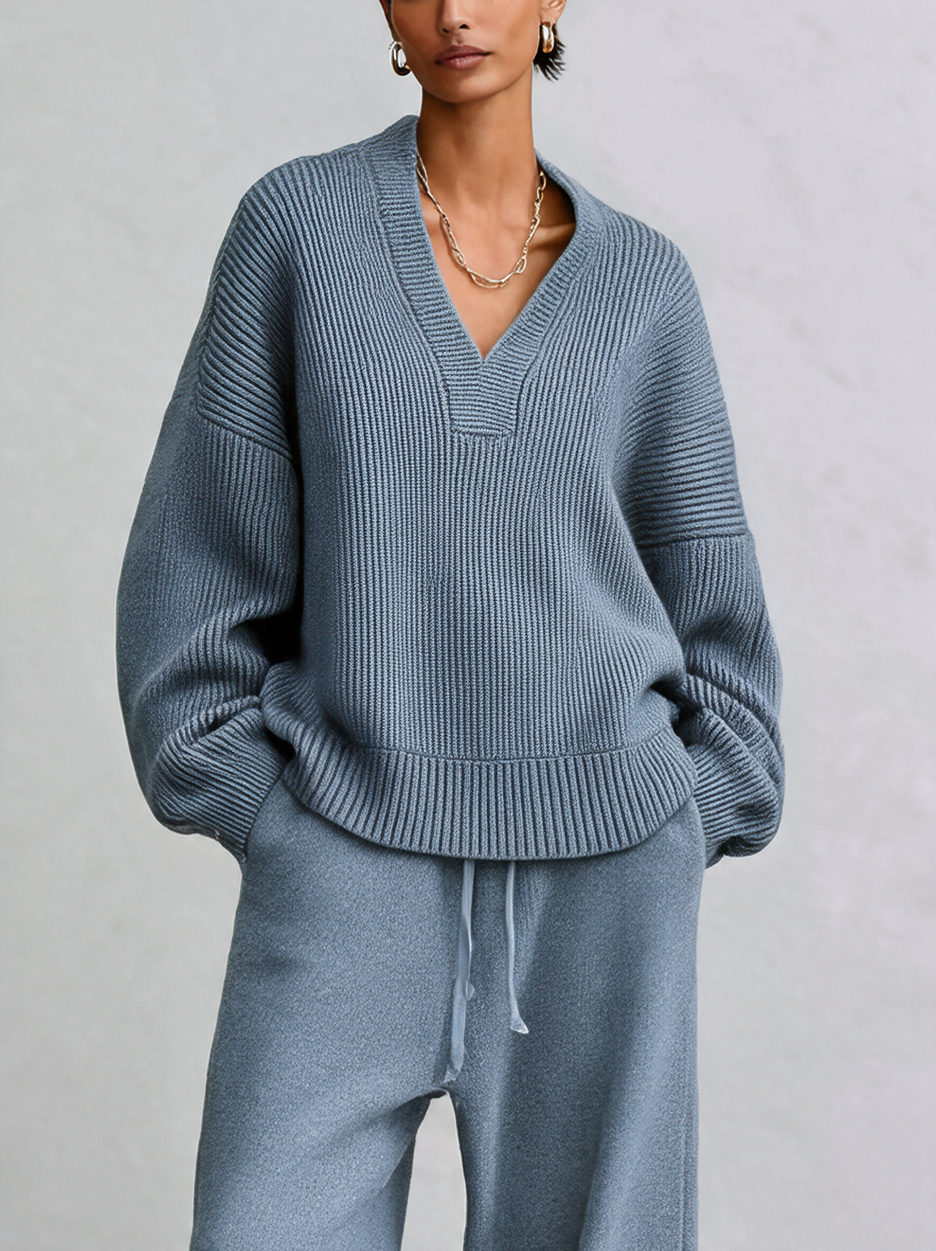 Women's V‑Neck Oversized Ribbed Knit Sweater MDZ0701I4R