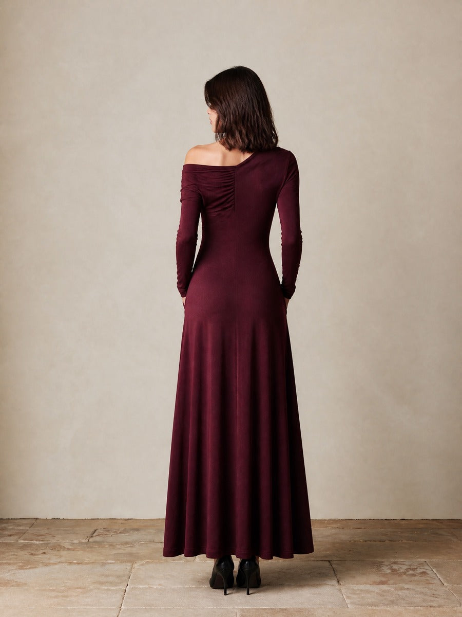 Women‘s Asymmetric One Shoulder Ruched Long Sleeve Maxi Dress