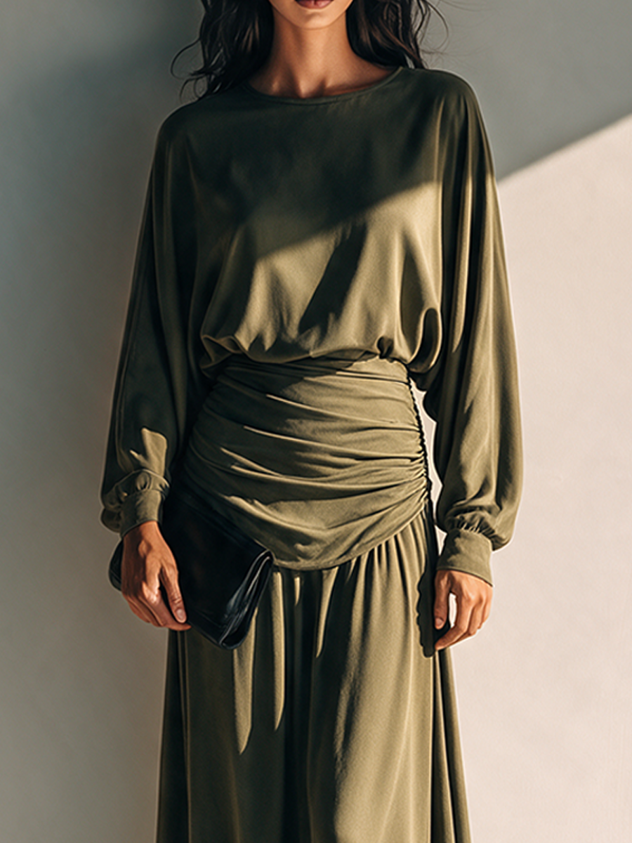 Women's Long-Sleeve Knitted Maxi Dress With Pleated Waist