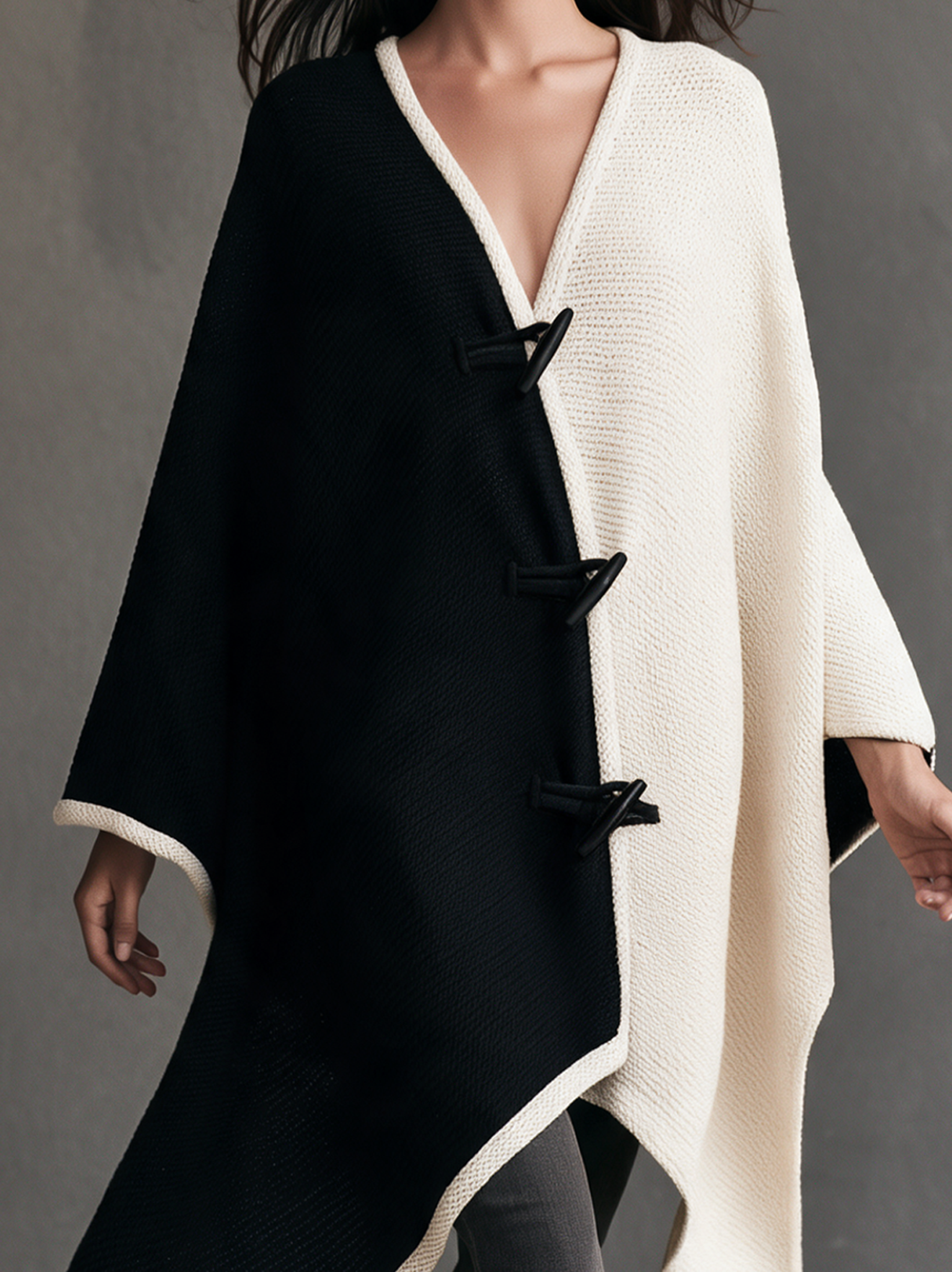 Women's Casual Black & White Color-Block Reversible Knit Long-Sleeve Cardigan