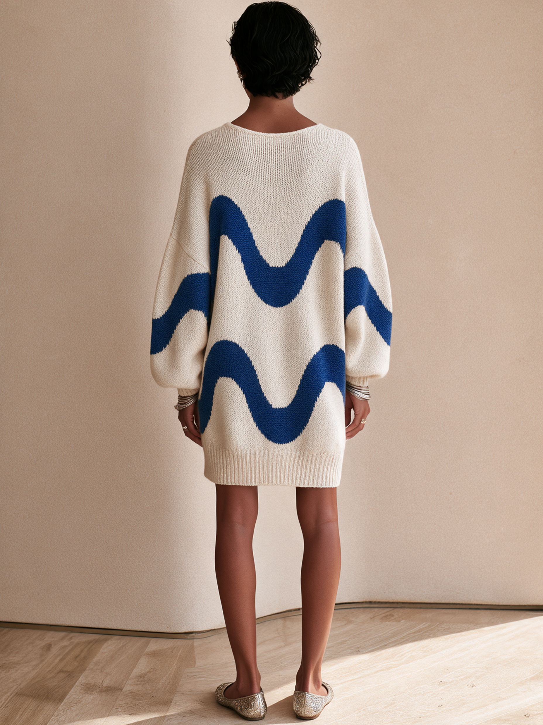 Women's Wave Print Relaxed V-Neck Knit Mini Dress