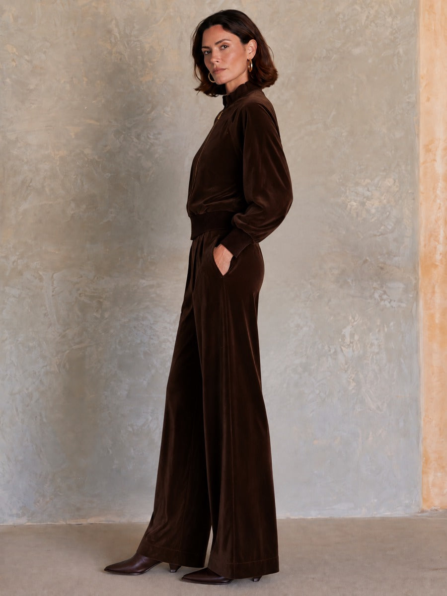 Women’s Velvet Two-Piece Set With Stand-Collar Zip-Up Jacket