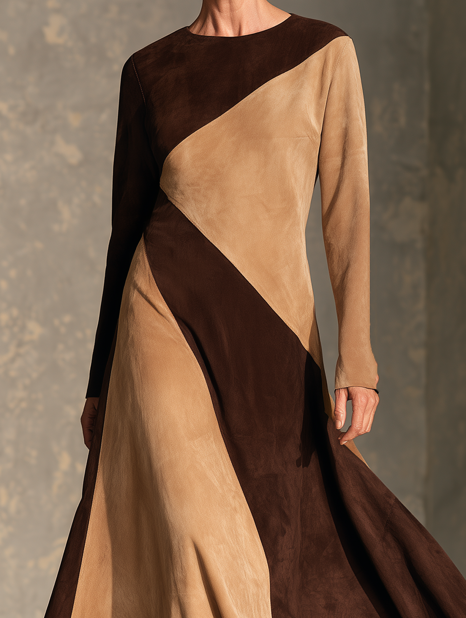 Women’s Elegant Brown Suede Long-sleeved Maxi Dress