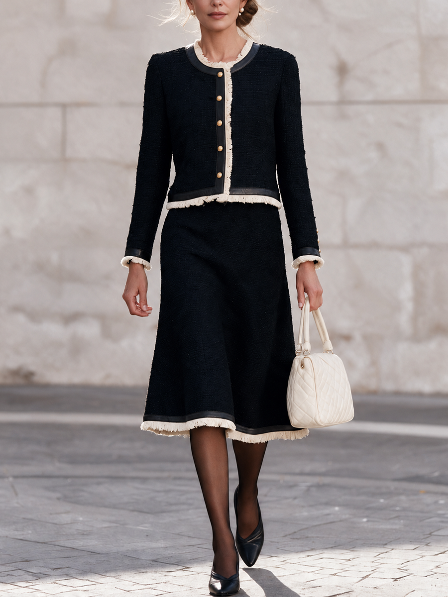 Women’s Elegant Tweed Set With Leather Trim And Frayed Edges