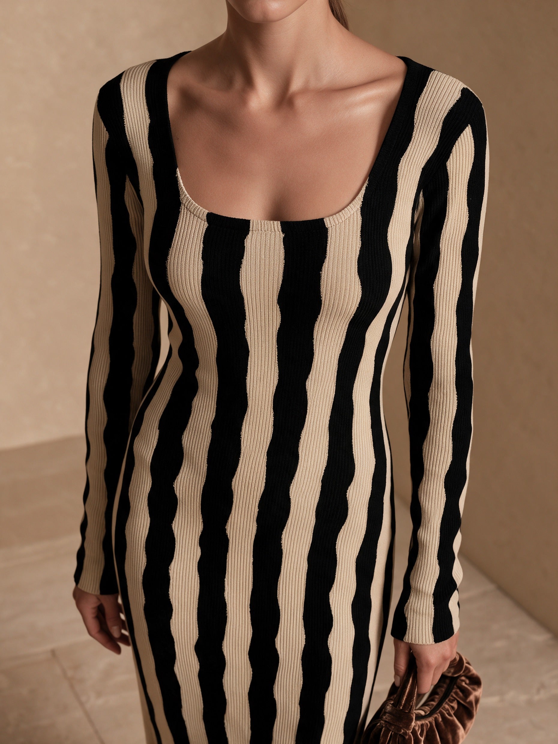 Women's Ribbed Knit Long Sleeve Maxi Dress with Wavy Stripes