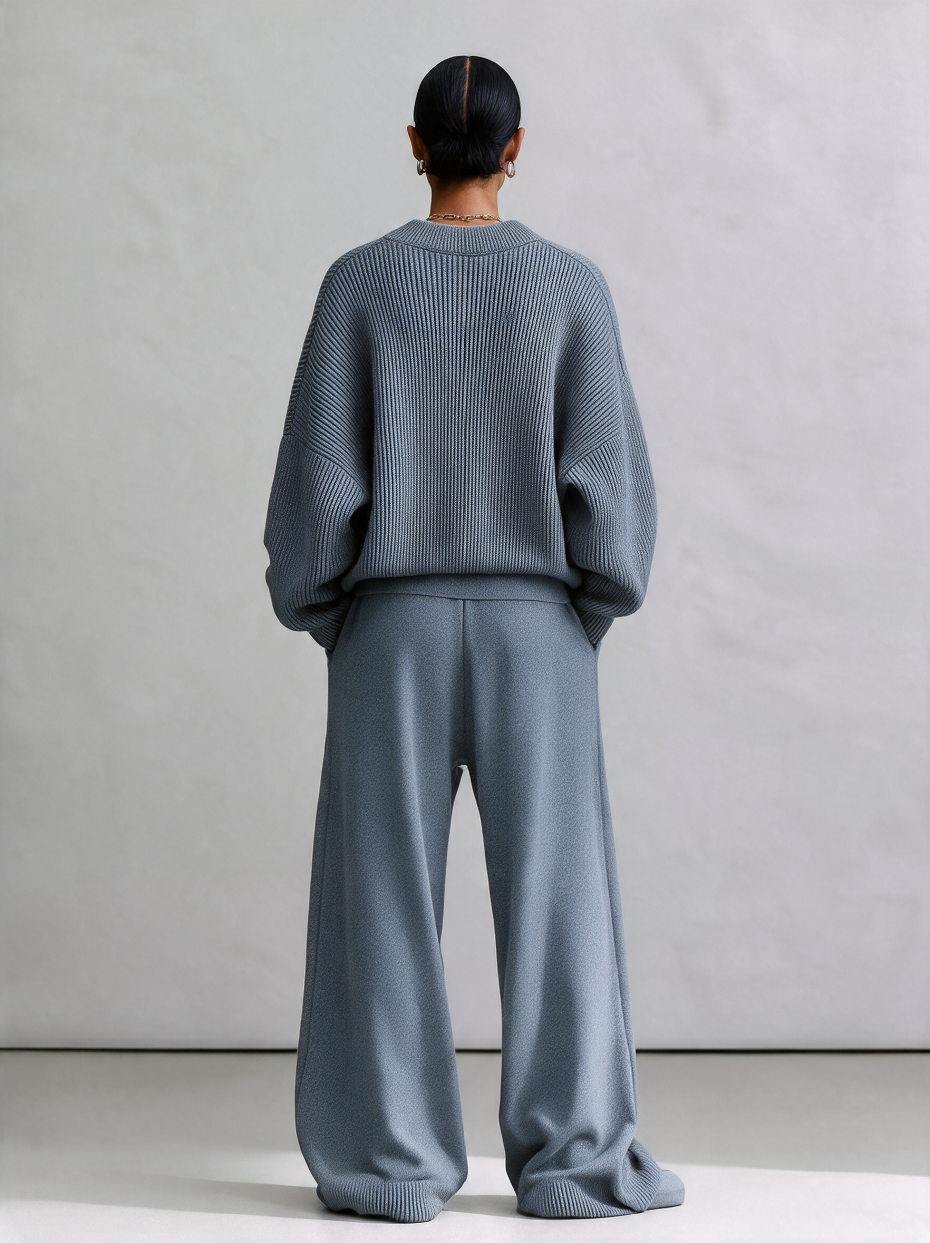 Women's V‑Neck Oversized Ribbed Knit Sweater MDZ0701I4R