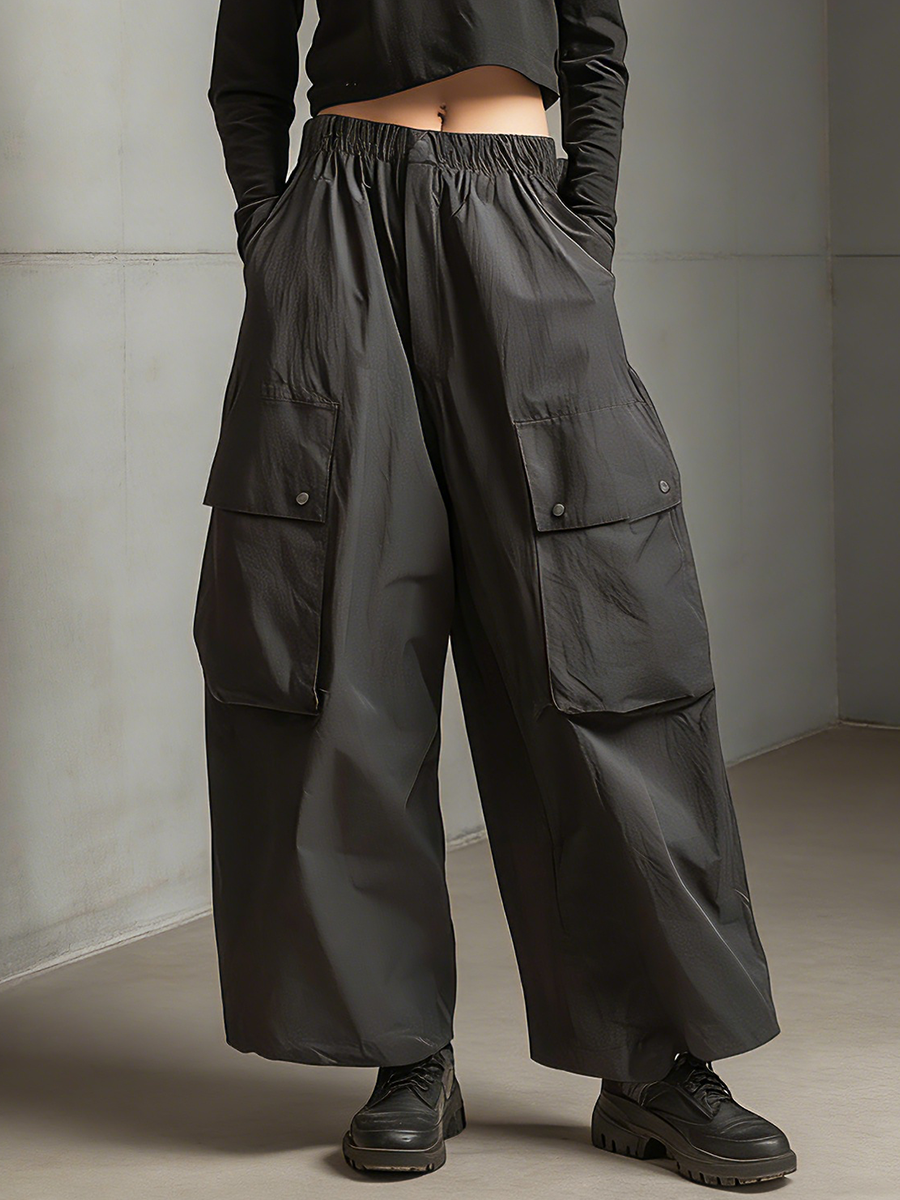 Women's Black Cotton-blend Short-sleeved Top And Charcoal Gray High-waisted Cargo Pants Set MDA2519L8T