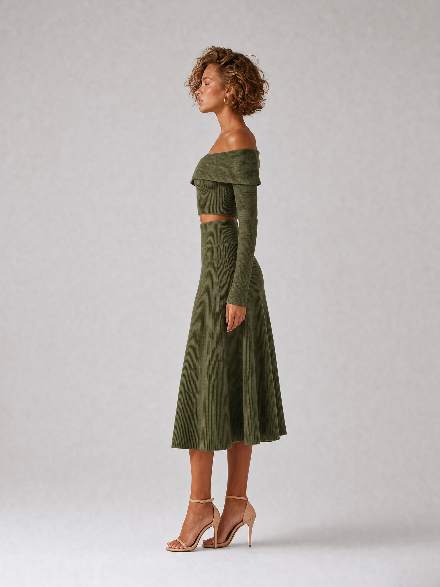 Women's Elegant Green Ribbed-Knit Off-Shoulder Crossover-Neck Long-Sleeve Cropped Top & High-Waisted A-Line Midi Skirt Set MDZ2462G3CMX