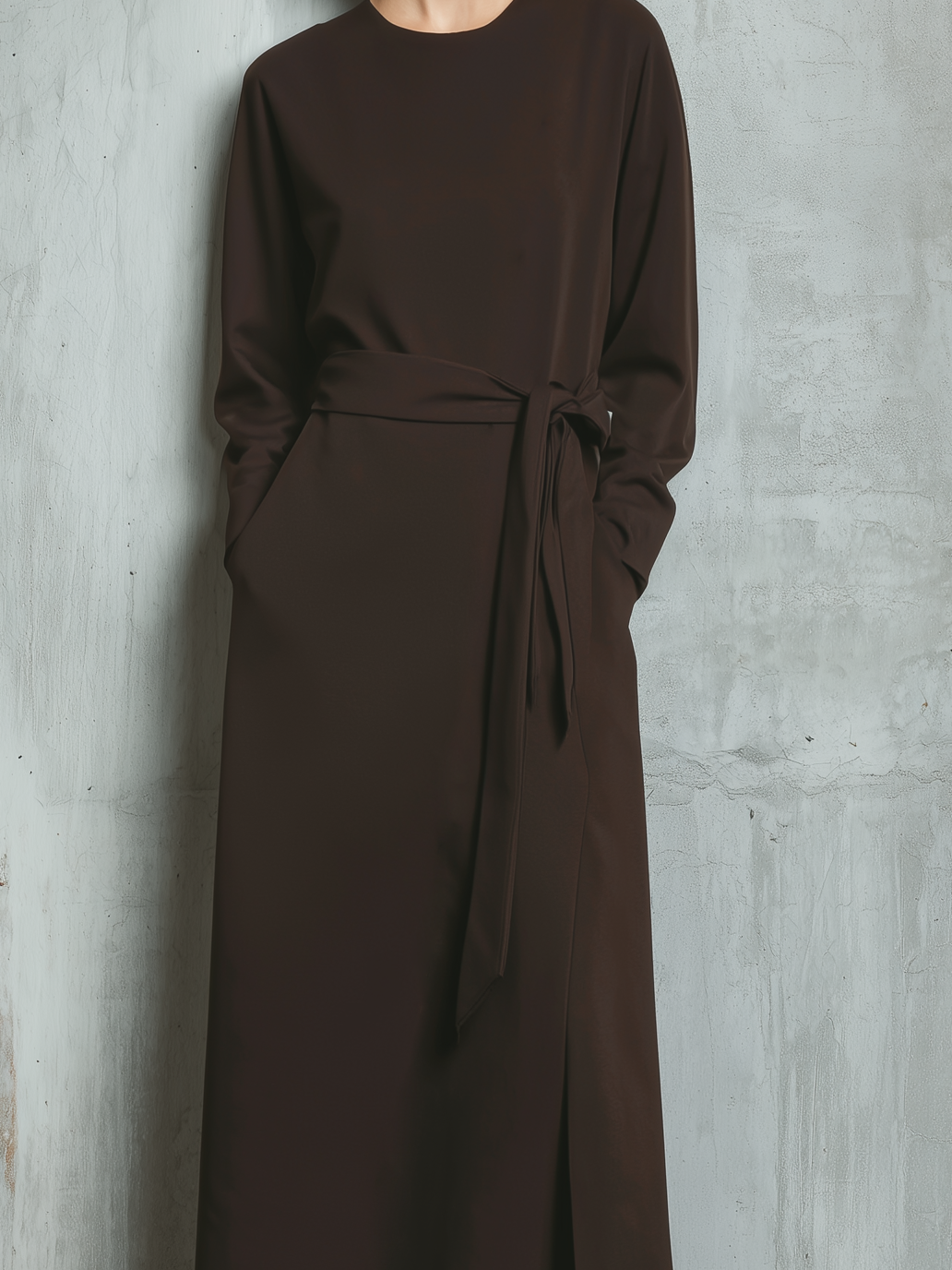 Women's Elegant Dark Brown Round-neck Woven Long-sleeved Loose-fitting Maxi Dress With Lining MDA2591L9AN