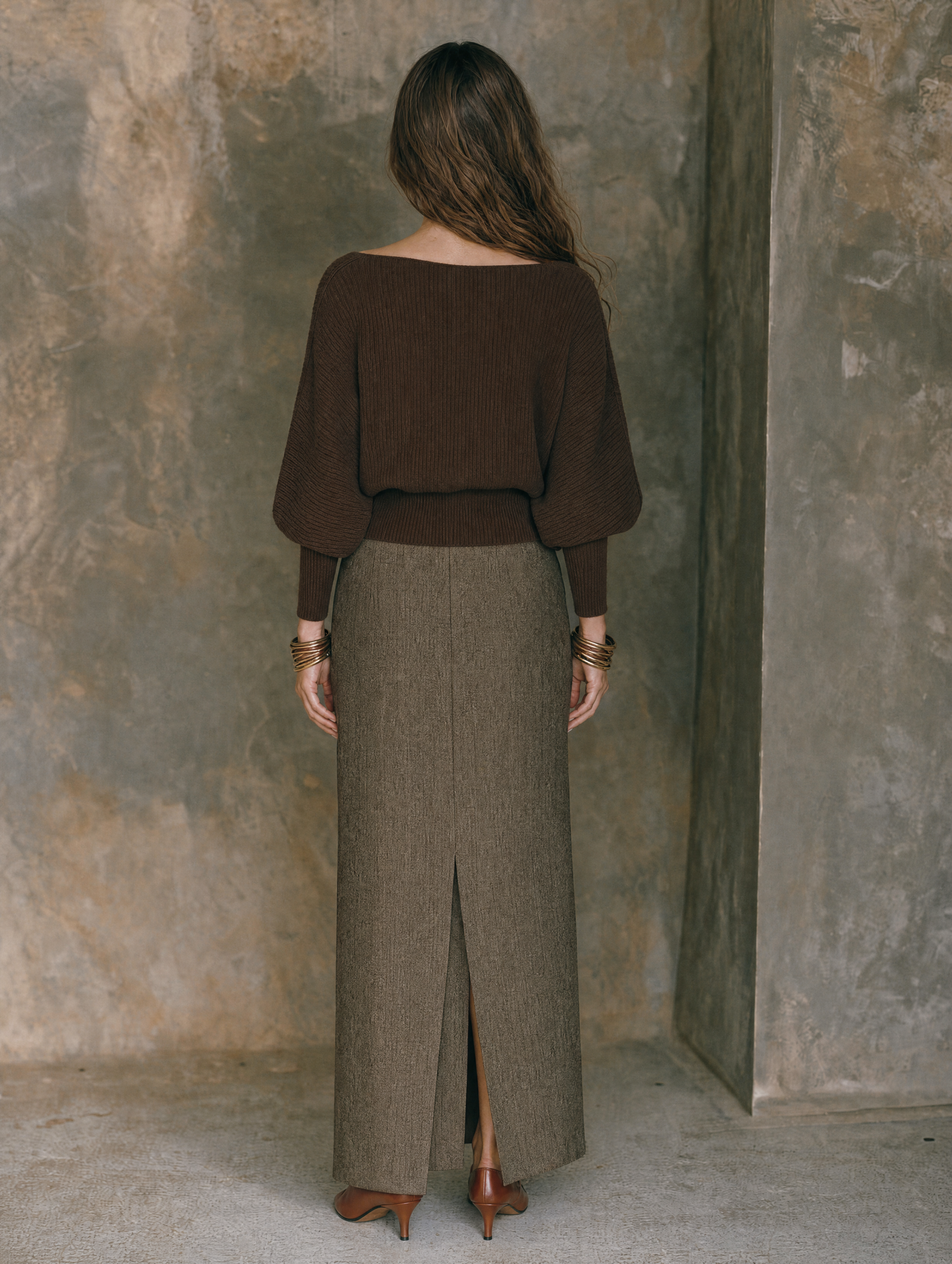 Women's Vintage Boat-Neck Batwing-Sleeve Sweater And Suiting-Fabric Midi Skirt Set MDZ0495H5WY