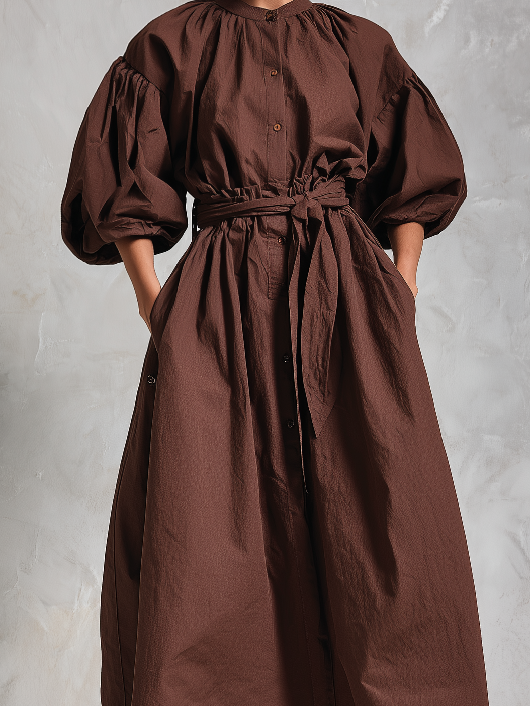Women's Elegant Brown Cotton And Linen Blend Round Neck Short-sleeved Loose-fitting Maxi Dress MDZ1328A4AN