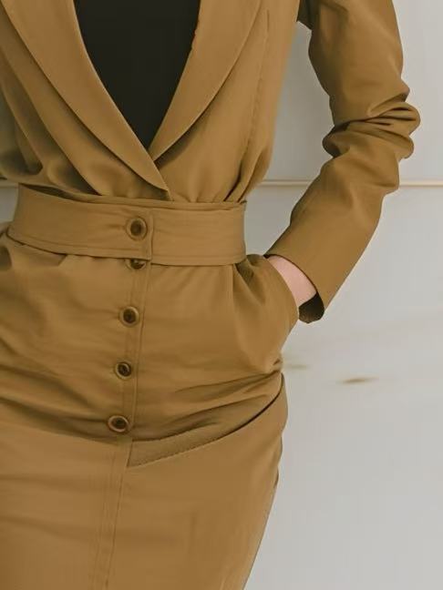 Women's Earthy Yellow Simple And Elegant Peak Lapel Fitted Waist Suit And Skirt Set MDA0538K1AN
