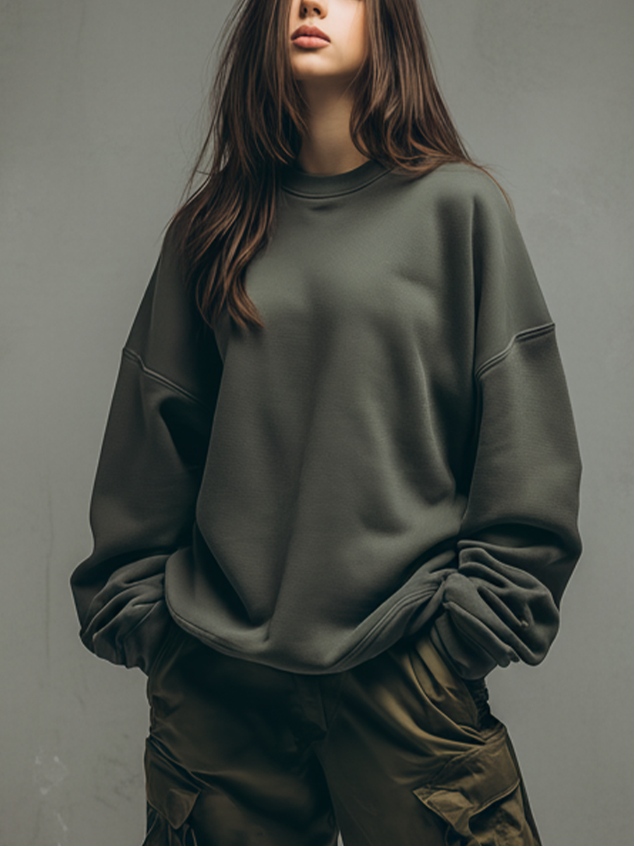 Women's Military Green Cotton Loose-fitting Crewneck Sweatshirt And Olive Green Cargo Pants Set MDA1704L6T