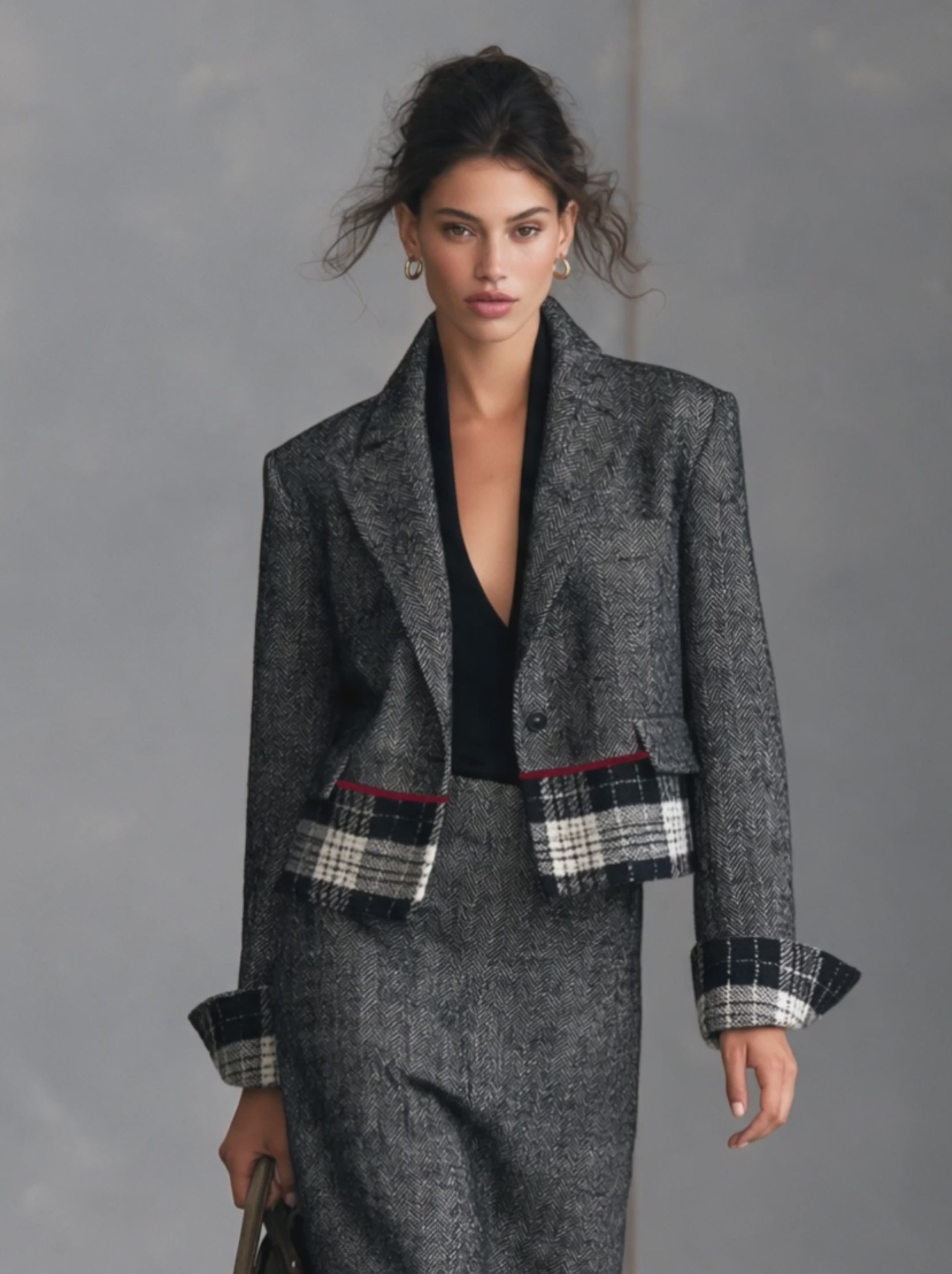 Women's Vintage-Style Blazer With Herringbone Wool-Blend And Plaid Panels