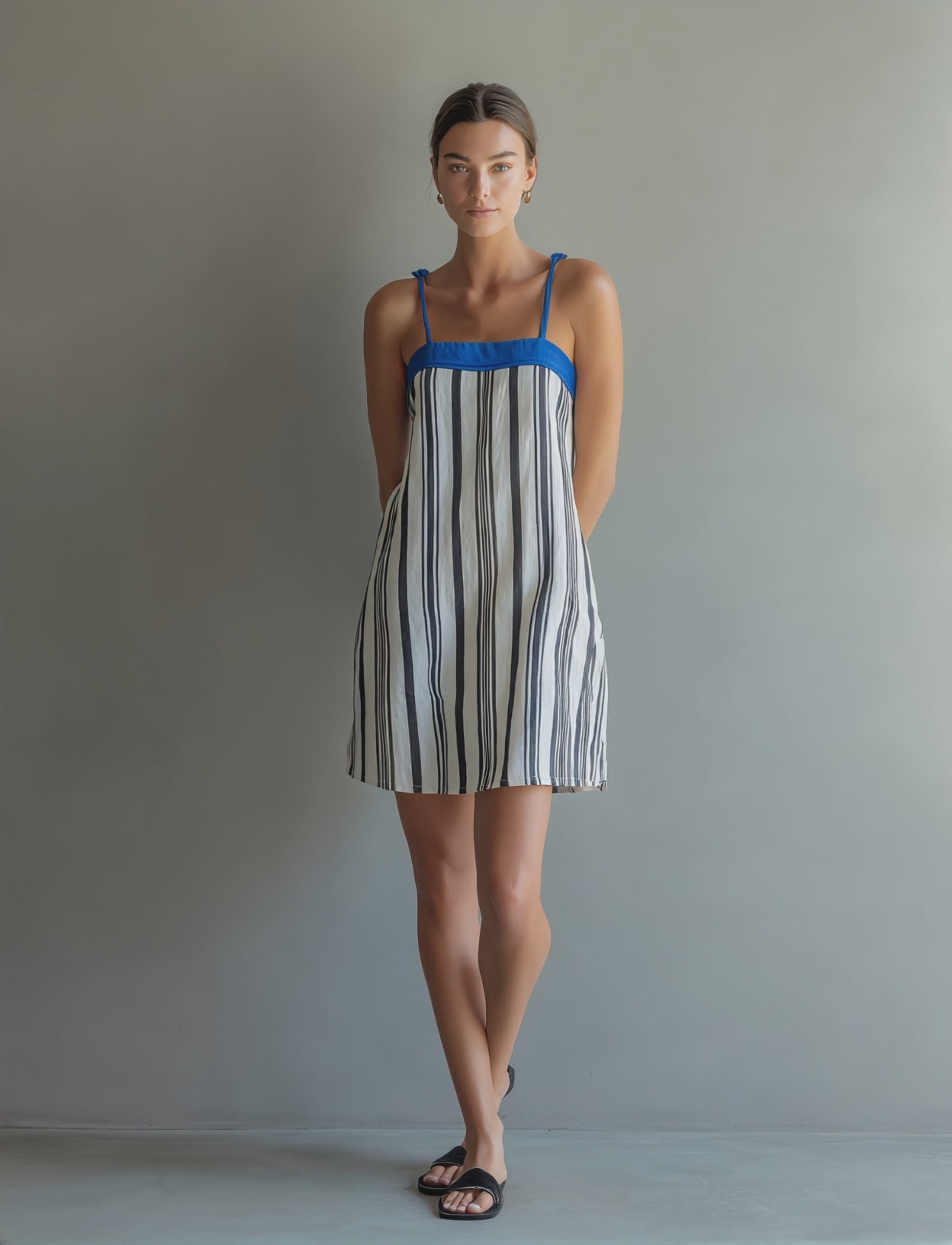 Women's Minimalist Linen-Blend Striped Square-Neck Spaghetti Strap Mini Dress MDZ0104F0Y