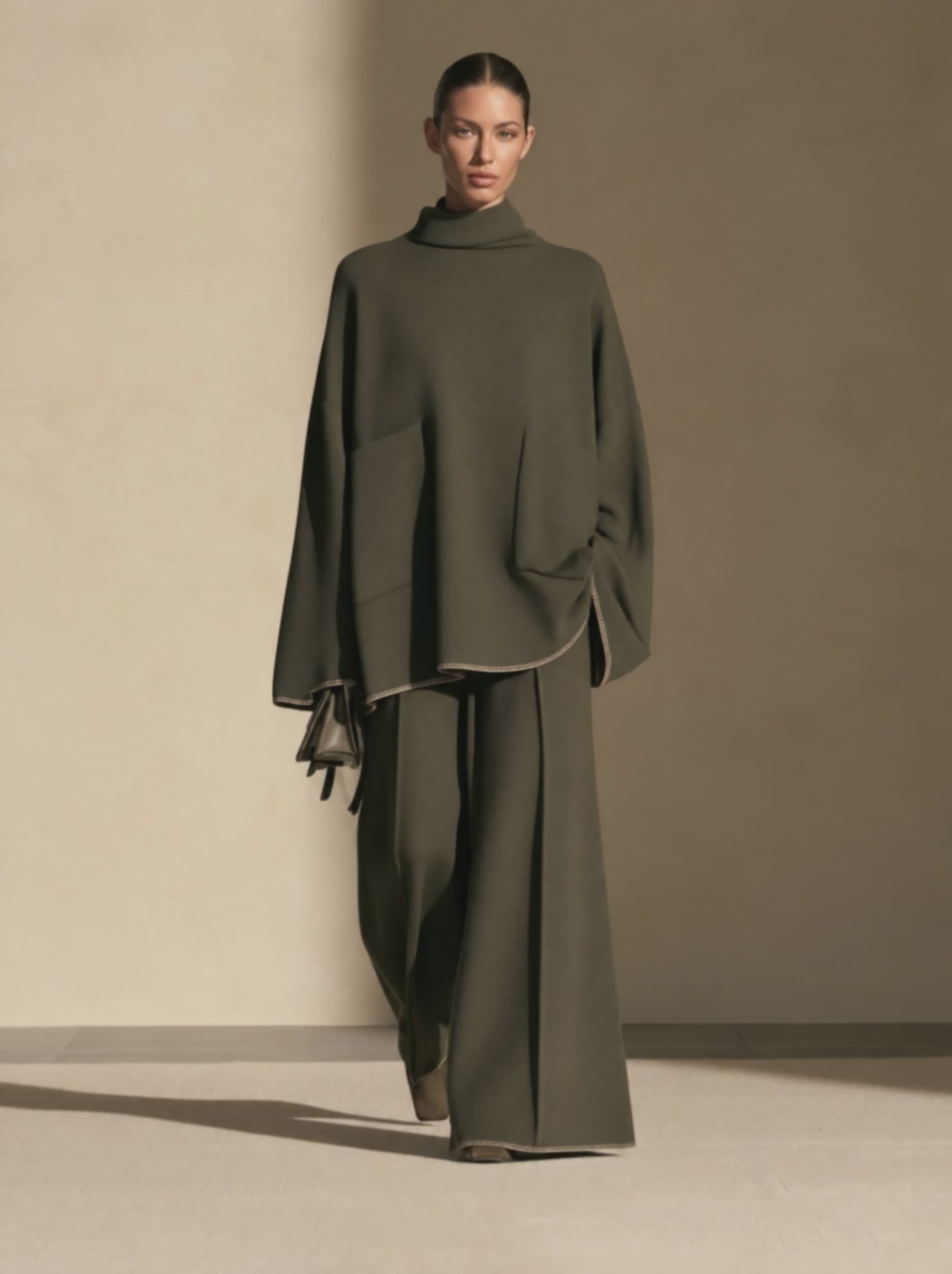 Women's Contrast Stitch Hem Top And Wide-leg Trouser Set